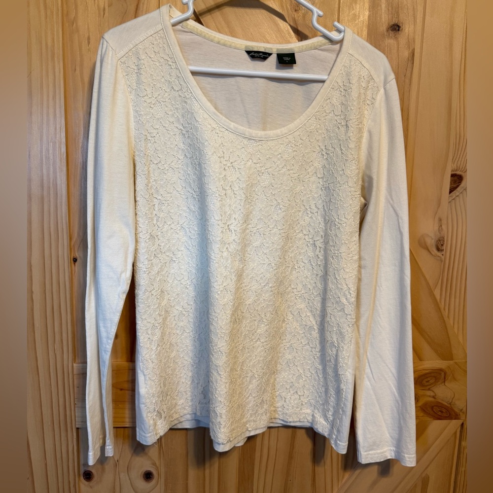 ⭐️Eddie Bauer women’s Cream Lace Long Sleeve Top